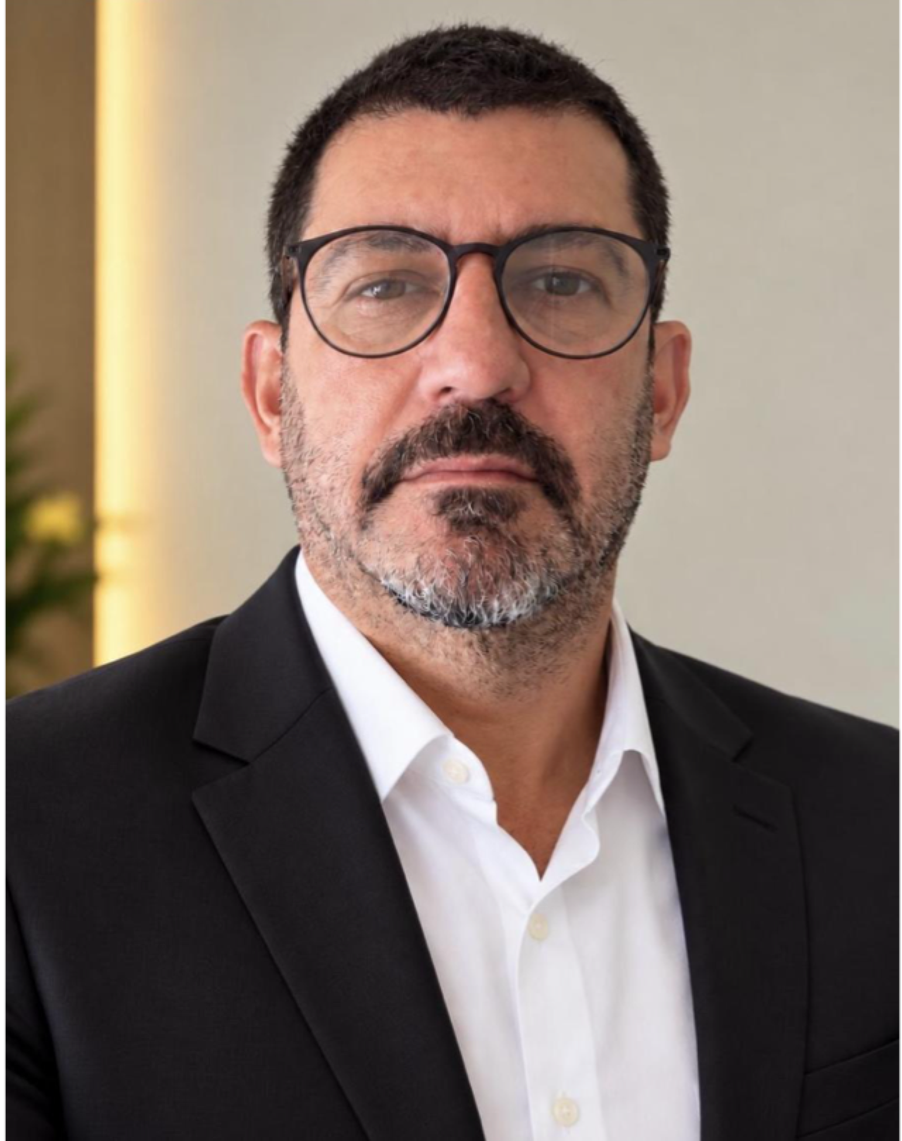 Emerson Lopes - Assistente de Operações